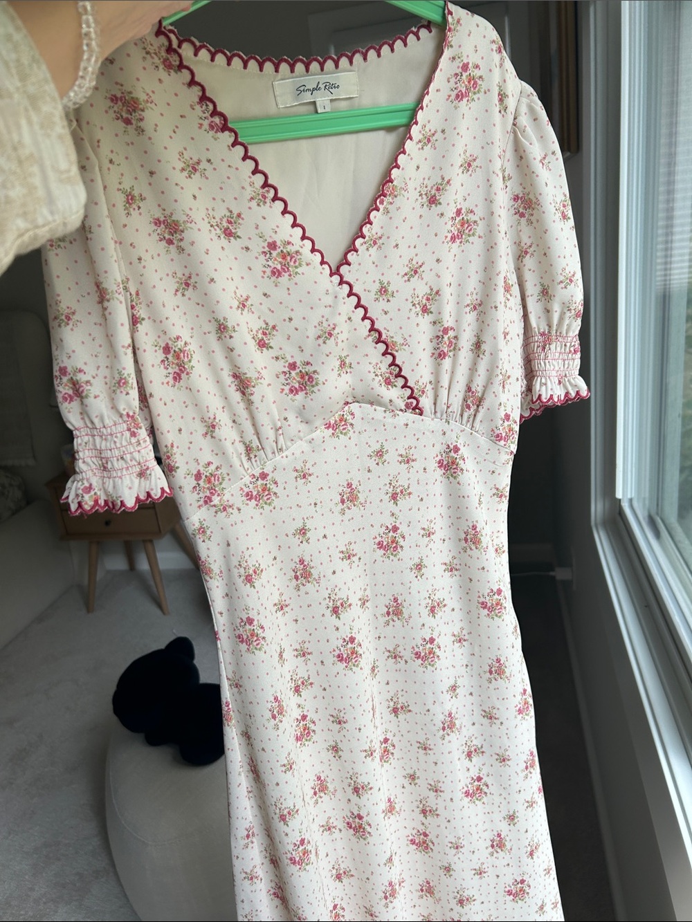 Simple Retro-Style Cream Dress with Pink Floral Trim